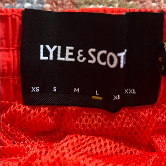 NWT Lyle & Scott Men’s Red Swim Short Size L - Picture 7 of 10